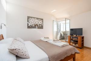 Apartment Blue Horizon