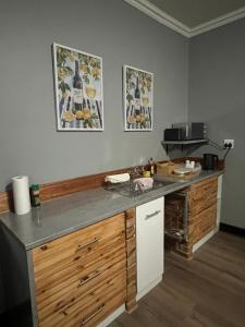 Madeley House Unit 3 near Oliver Tambo Airport