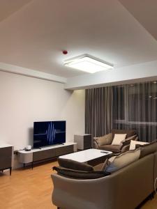 Cozy Downtown Apt in UB
