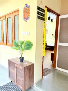 Navkar Homestay - Ground Floor 2BHK near Mahakal