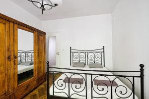 Urban Nest Group - Wilcza 69