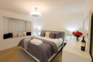 Stunning 4BD Jacuzzi - 4 Min To Beach Panama City