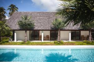 Villa Aditi - Amazing Beachfront Villa