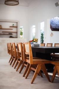 Villa Aditi - Amazing Beachfront Villa