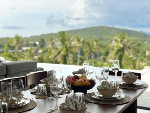 Villa La Lay by S&P Villa Management