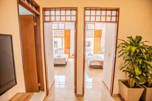 Historic Getaway with Breakfast