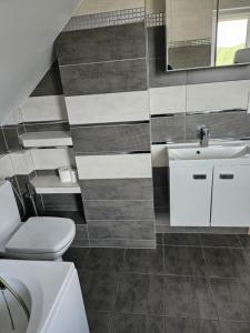 Dom z basenem całorocznym