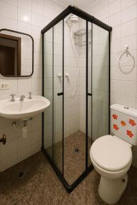 Rustic artistic haven, vintage soul in the heart of São Paulo