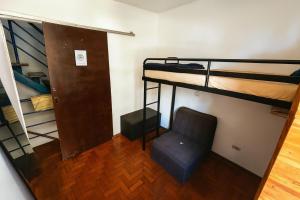 Rustic artistic haven, vintage soul in the heart of São Paulo