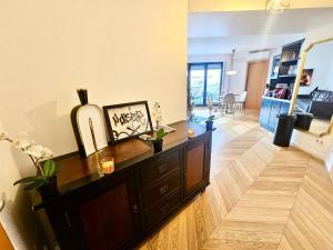 Convenient 1BR stay with terrace&parking included