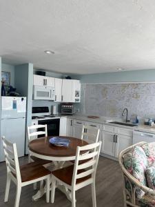 Old Fashioned 221 Park Place