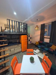 Le Cocoon Provençal - à deux pas de la mairie