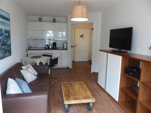 Fewo mit direktem Meerblick, 50 m zum Strand, mit Sauna und Pool