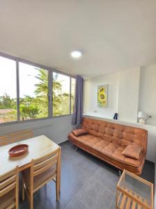 Dorado top Las Américas