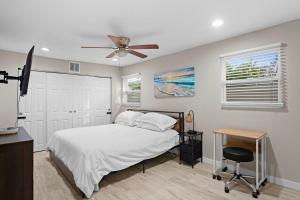 The City Oasis Near IMG & Anna Maria Island!