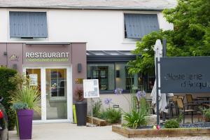 Hotels L'Hostellerie d'Acquigny : photos des chambres