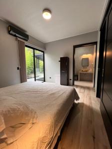 Quebrada Honda GlamShack