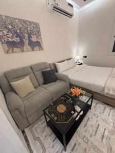 الكهوف النجدية حي الوزارات 3