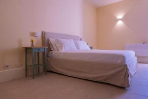 Cagliari Downtown - Piazza Martiri suite img11