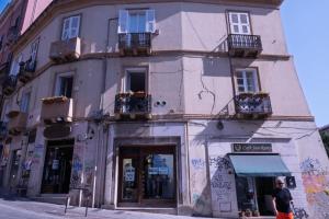 Cagliari Downtown - Piazza Martiri suite img19