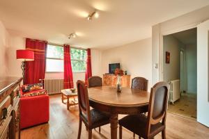 Gîte du Château St Geoire Véronique