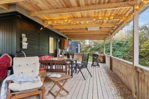 Cozy Seaside Cottage On Sejerø