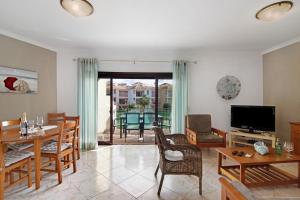 Columbus Beach Apartment