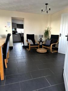 Port Eynon Beach Cottage