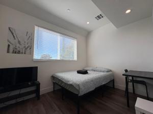 Blue Stay Walk to BMO Stadium and USC