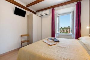 Taronico Apartments Heron