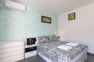 Penthouse Apartment on Los locos B