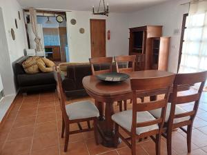 Casa De Campo Con Piscina