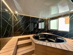 Exclusive house in the Malibu sector