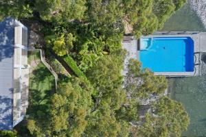 Wake to the Oceans Embrace Newport Waterfront Luxe