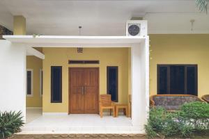 RedDoorz at Hotel Galuh Putra Pangandaran