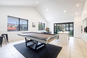 Fuller Holidays - Penthouse on Marvel