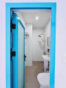 Ivory Blue Ninh Chử