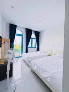 Ivory Blue Ninh Chử