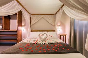 Pousada Rosa 08 - Café da manhã Gourmet, Suítes com Banheira a 150m do Centrinho da Praia do Rosa