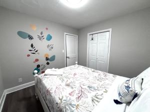 4-Beds, 2-Bath, Old Charm, Updated Comfort Home