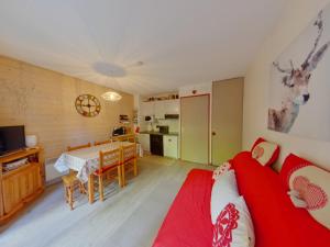 Appartement calme au centre avec terrasse - 4 personnes - FR-1-834-15