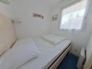 Appartement calme au centre avec terrasse - 4 personnes - FR-1-834-15