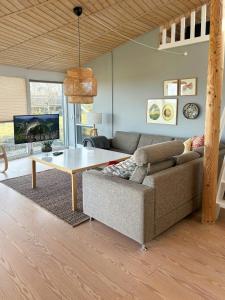 Holiday Home With Panoramic Views On Helgenæs