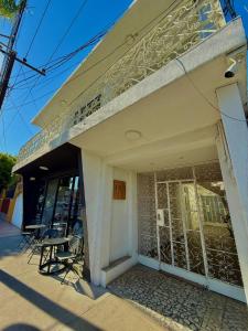 Studio with balcony, great location