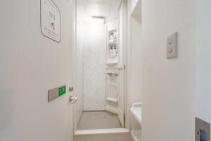 Higashi-Shinjuku 901