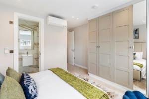 Elegant 3BR Flat in London