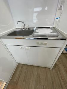 Yotsuya, 10 seconds from Yotsuya Sanchome Station, in the heart of Shinjuku