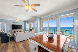 Beautiful Condo with Spacious Balcony to Enjoy Fascinating Ocean View - Unit 1002