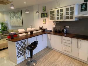 Crown Luxury Apartment 3 Bed Room