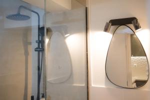 Panormou Neon - Urban Apartment 1B